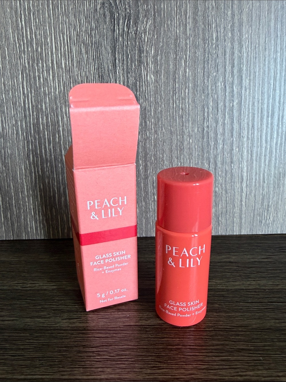 ❤️$4 NWT Peach & Lily Glass Skin Face Polisher 5g